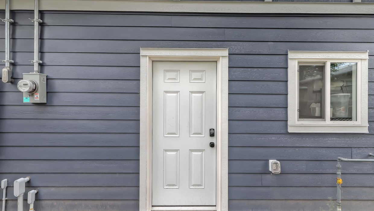 70 Street Calgary Garage Build 11_copy[1]