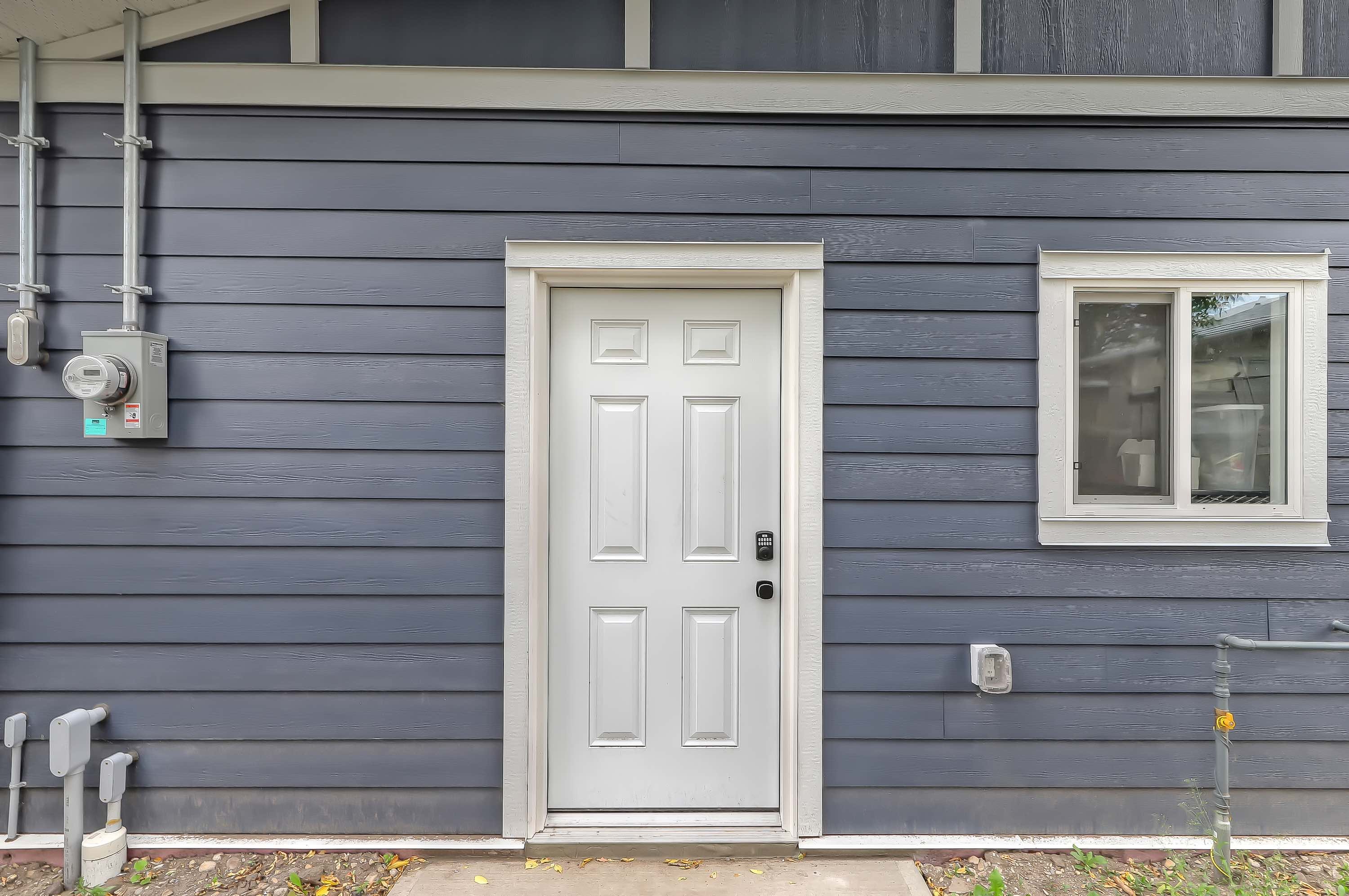 70 Street Calgary Garage Build 11_copy[1]