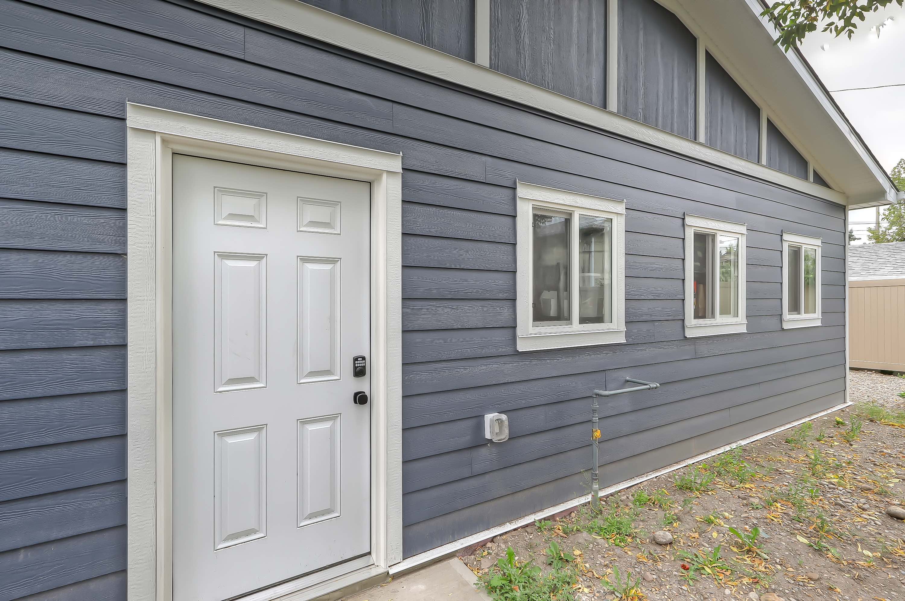 70 Street Calgary Garage Build 12_copy[1]