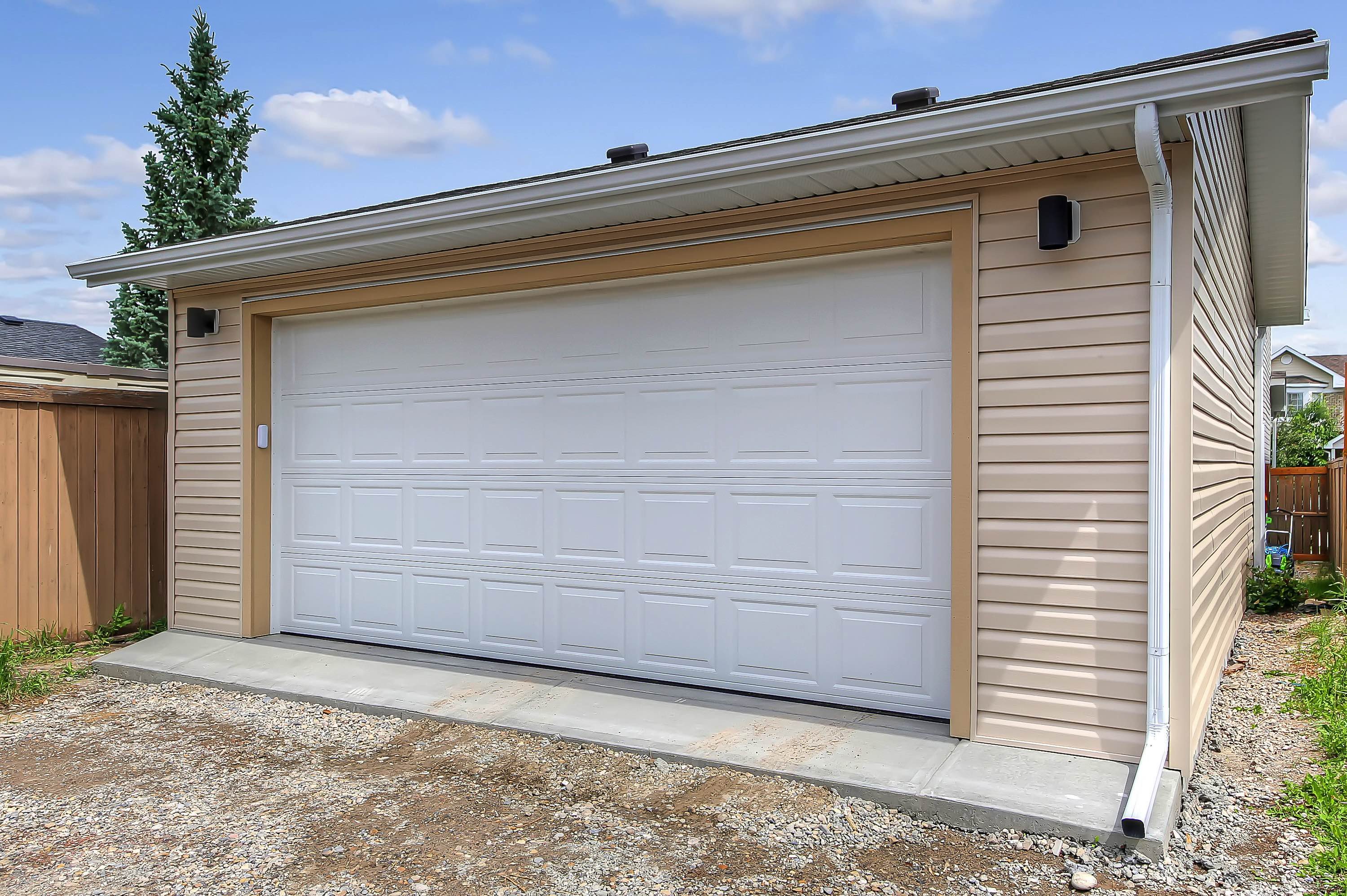 Bridlewood Garage Construction - 3 copy