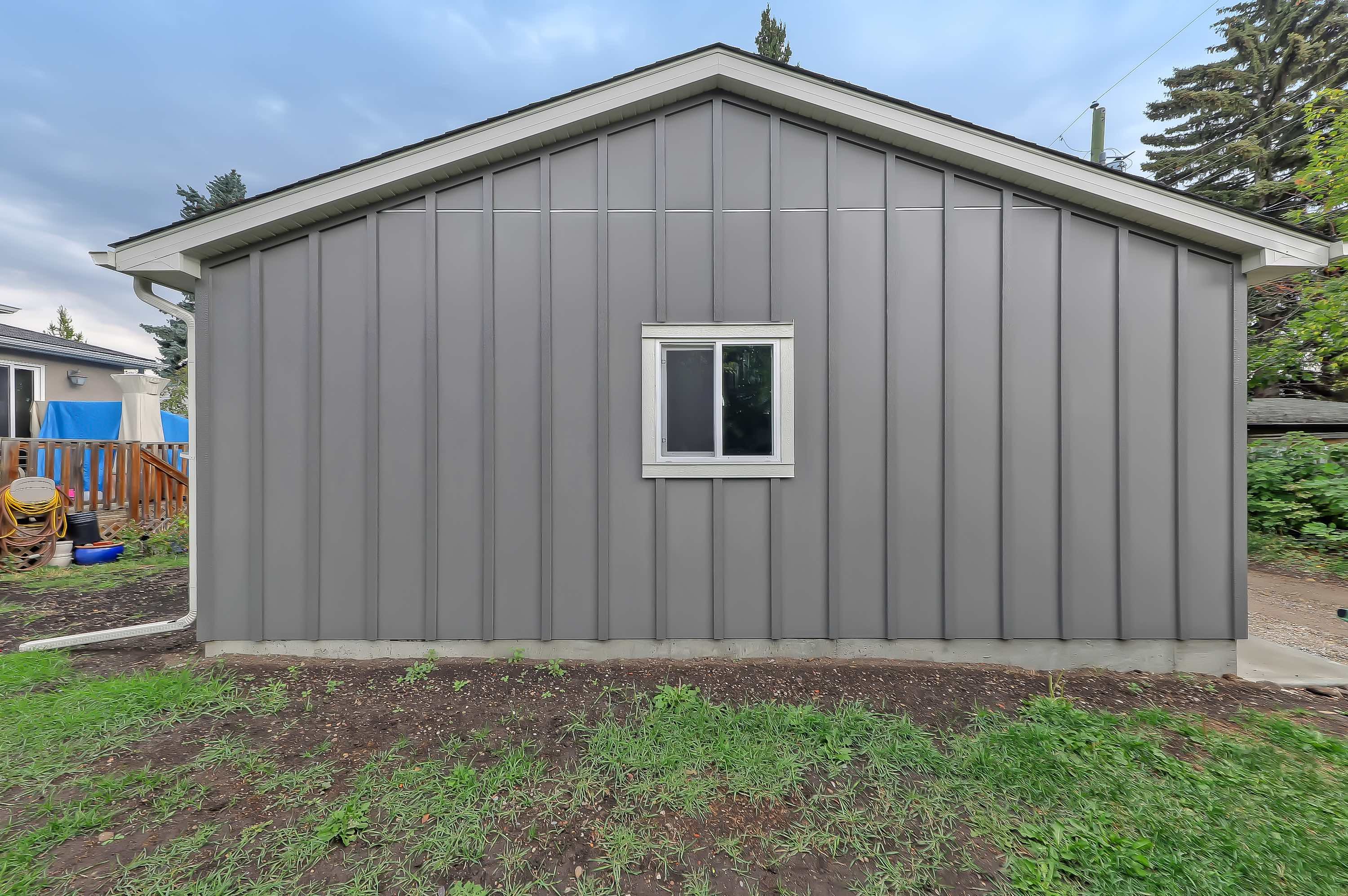 Kenmare Crescent Calgary Garage Build 6_copy[1]