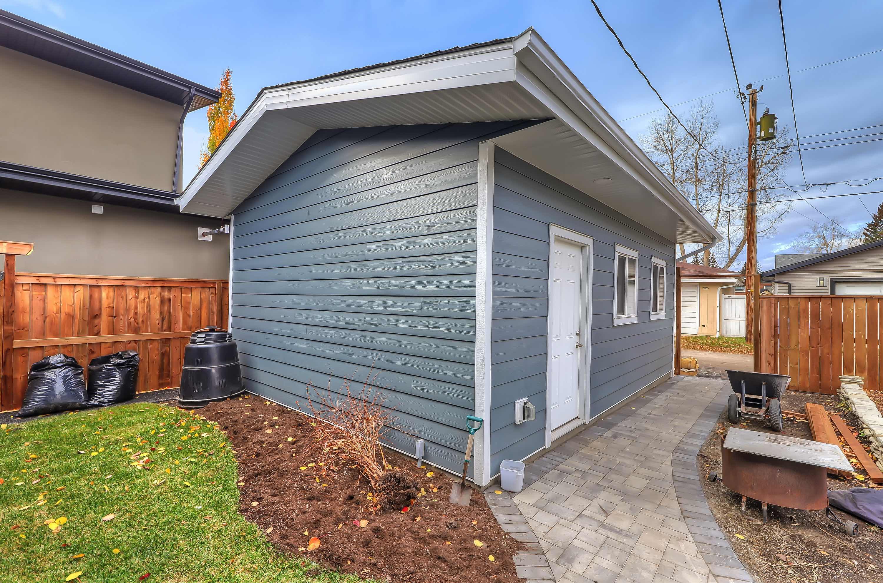 Varsity Drive Calgary Garage Construction 6 copy