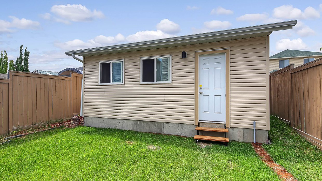 Bridlewood Garage Construction